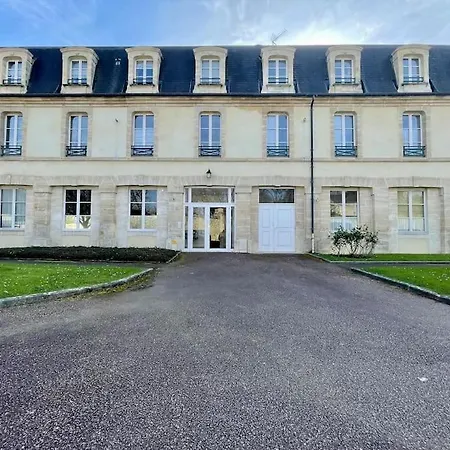 Le Cloitre By Melrose Apartamento Bayeux Exterior foto
